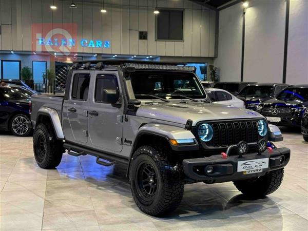 Jeep for sale in Iraq
